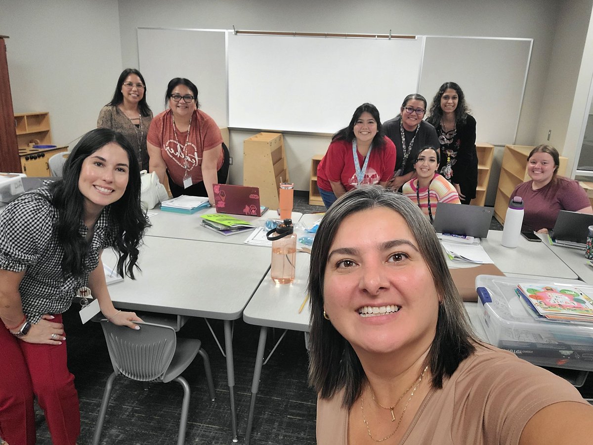 ππ€ππππππππ«ππ£ (@ms_villamizarbl) on Twitter photo Second day of PD at our campus! MRob Kinder team meeting with our wonderful IS! #kindergarten #teamwork #teacherlife #MRobPRIDE #MRobPD25 #CFISDPD #CFISDspirit <a href="/CyFairISD/">Cypress-Fairbanks ISD</a> <a href="/MRobinsonElem/">M. Robinson Elementary</a> Second day of PD at our campus! MRob Kinder team meeting with our wonderful IS! #kindergarten #teamwork #teacherlife #MRobPRIDE #MRobPD25 #CFISDPD #CFISDspirit <a href="/CyFairISD/">Cypress-Fairbanks ISD</a> <a href="/MRobinsonElem/">M. Robinson Elementary</a>
