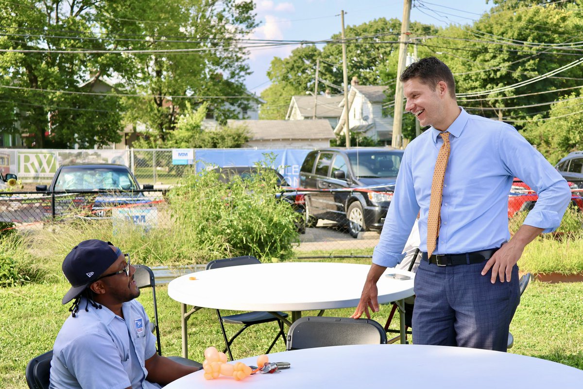 CityAttyKlein's tweet image. National Night Out brings our city together in the best way. Thank you to all the friends, neighbors, and @ColumbusPolice officers who came out tonight to connect and strengthen our neighborhoods.