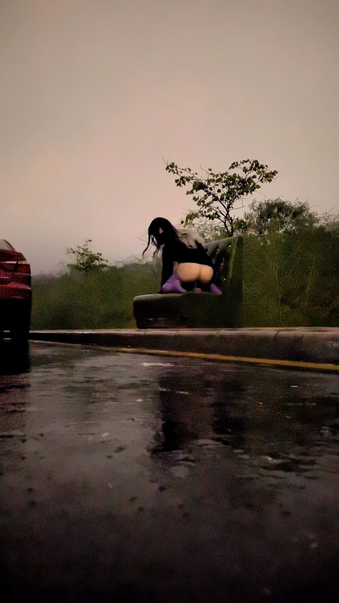 1314Bad's tweet photo. 嘎 肥死了 我去
我已经是贫乳控了  义乳谁爱穿谁穿  嘎 https://t.co/HQCqnH1Qiz