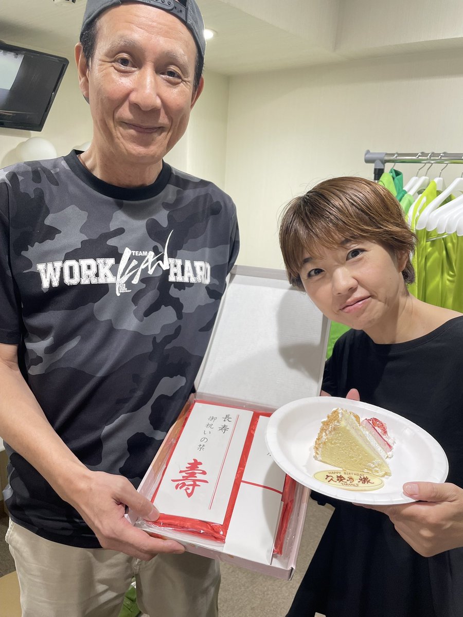 asuparaman2025's tweet image. 🟢2026年度「KOBEアスパラシアター　第二回公演」開催実現に向け…🟢

🟢心強い「アスパラサポーター」になってください‼︎🟢

🟢さらなるXフォローお待ちしてます‼︎
2025年内に目指せフォロワー100‼︎✌️🟢

＃中條健一＆ #秋田久美子
＃アスパラ夫婦のKOBEアスパラシアター