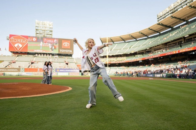 KpopHerald (@kpop_herald) on Twitter photo .<a href="/official_i_dle/">i-dle (์์ด๋ค)</a> became the first artist to perform before an LA Angels home game, taking part in Korean Heritage Night at Angel Stadium on Aug. 4. The group performed โTOMBOY,โ โWifeโ and โQueencardโ in team jerseys ahead of the game. #Yuqi threw the ceremonial first pitch, and .<a href="/official_i_dle/">i-dle (์์ด๋ค)</a> became the first artist to perform before an LA Angels home game, taking part in Korean Heritage Night at Angel Stadium on Aug. 4. The group performed โTOMBOY,โ โWifeโ and โQueencardโ in team jerseys ahead of the game. #Yuqi threw the ceremonial first pitch, and