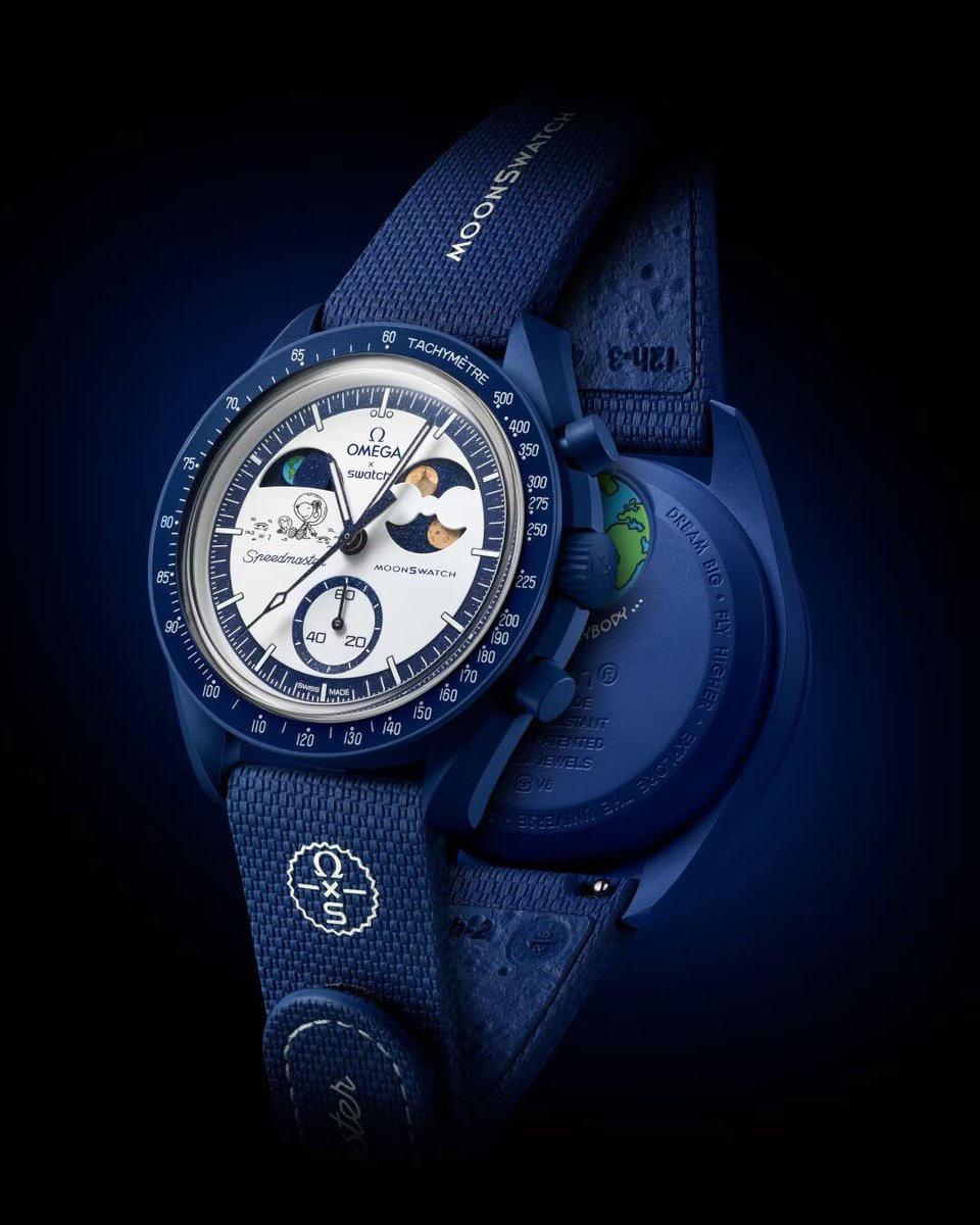 Watchbazar's tweet image. MISSION TO EARTHPHASE – MOONSHINE GOLD ✨🌕
Swatch and Omega are back at it — and this time, they’ve taken us to Earth.
Launching on August 9, 2025, during the Sturgeon Full Moon, this all-new MoonSwatch is far from just another collab.