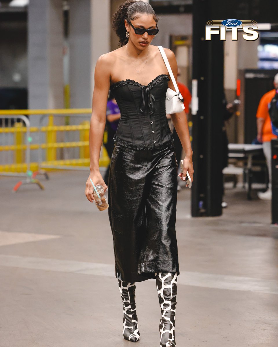 Liv’s fits? Always a treat🙂‍↕️

#Bringtheheat | #CTSun