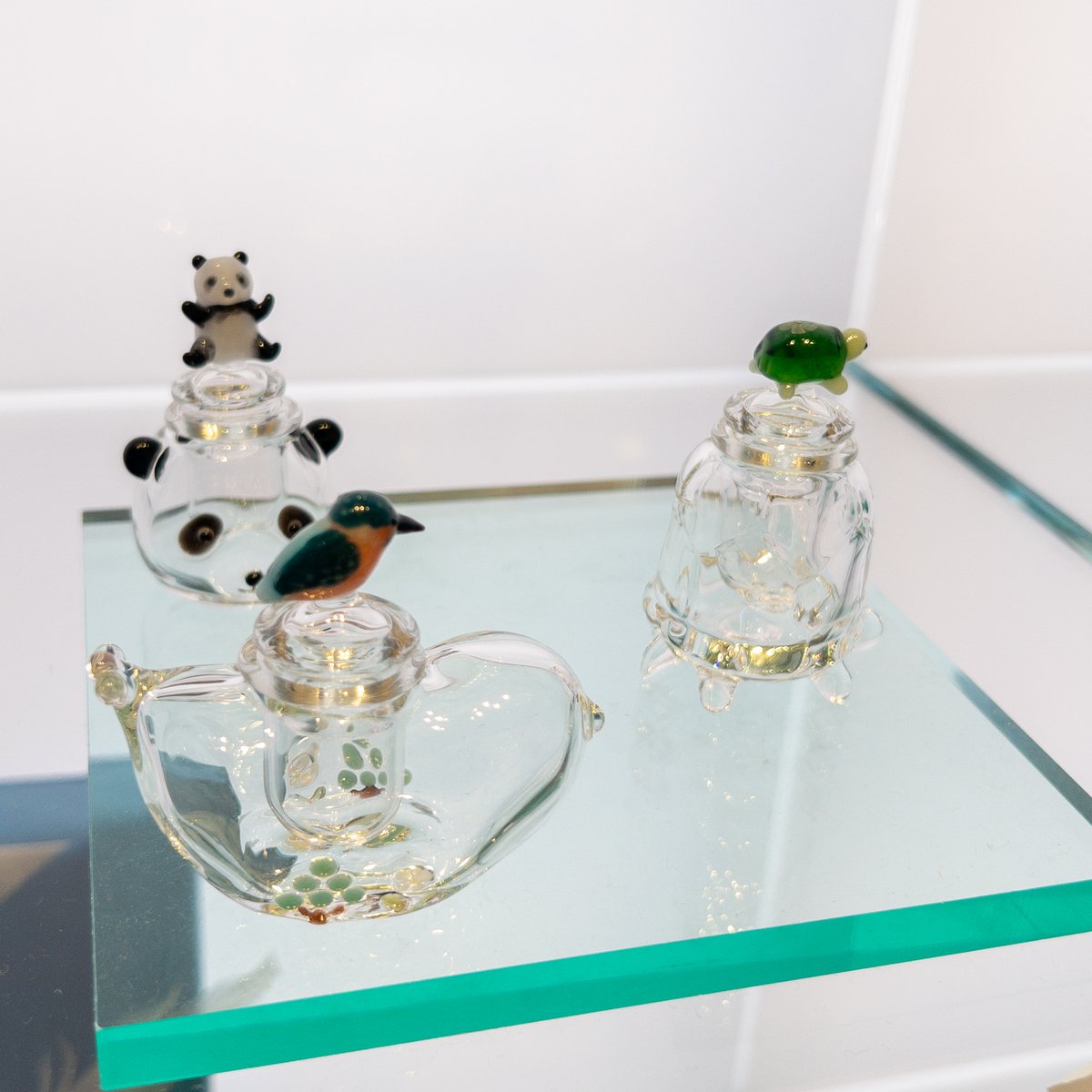 ガラス作家作品　ガラス玉 作家紹介 - glassbiennale ページ！