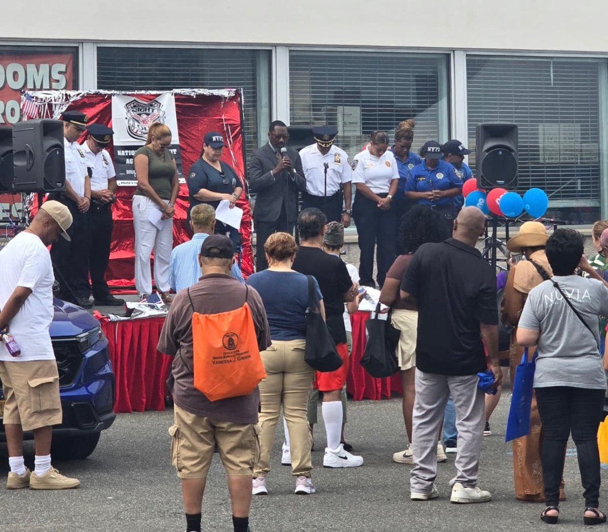 NYPD Housing PSA 8 (@nypdpsa8) on Twitter photo National Night Out was a huge success. Amazing job by the <a href="/NYPD43Pct/">NYPD 43rd Precinct</a>. Establishing trust within our community is the main reason we host these events. We hope everyone had a great time! National Night Out was a huge success. Amazing job by the <a href="/NYPD43Pct/">NYPD 43rd Precinct</a>. Establishing trust within our community is the main reason we host these events. We hope everyone had a great time!