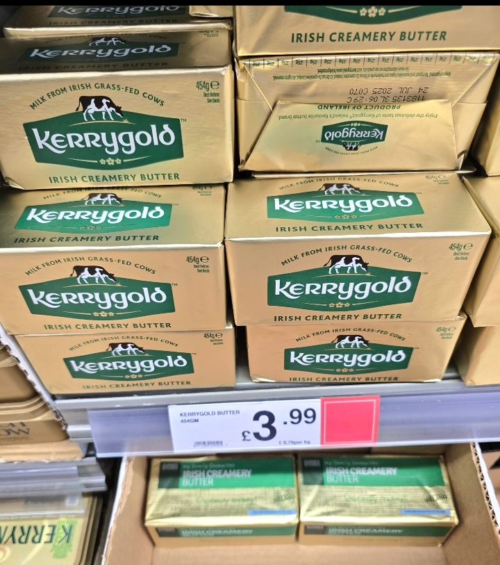 champagne_air's tweet photo. #Ireland #Kerrybutter #destroying the product their #future by #greedy $5.80 almost six euro for the price gouging #butter #kerryladies #kerrygold #Irishbutter https://t.co/Q3Uw8McXvJ https://t.co/q0C6VtH757