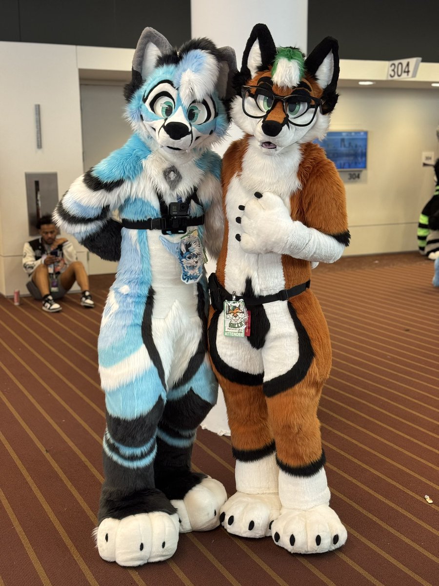 Gang and I <a href="/CybrFur/">Cybie 🔜 MFF</a>
📸: <a href="/HakuHusky/">HakuHusky 🔜 MFF</a>