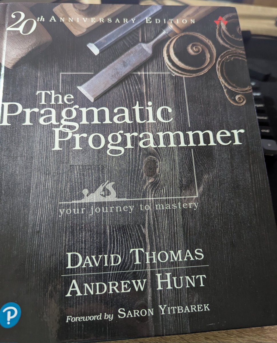 houda_slassi's tweet image. Whenever I feel lost or unsure about where to focus, This book brings me back on track.
It is really timeless..
#Thepragmaticprogrammer #DevLife