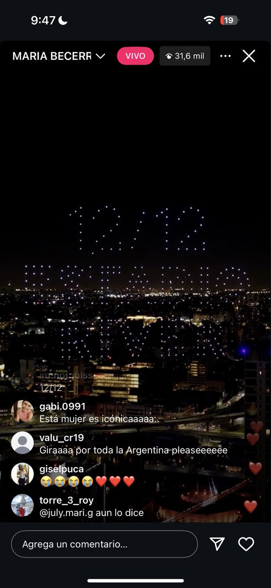 Julitaaa112's tweet image. MARIA BECERRA VA A HACER OTRO RIVEEEEERRR EL 12/12 estoy llorando