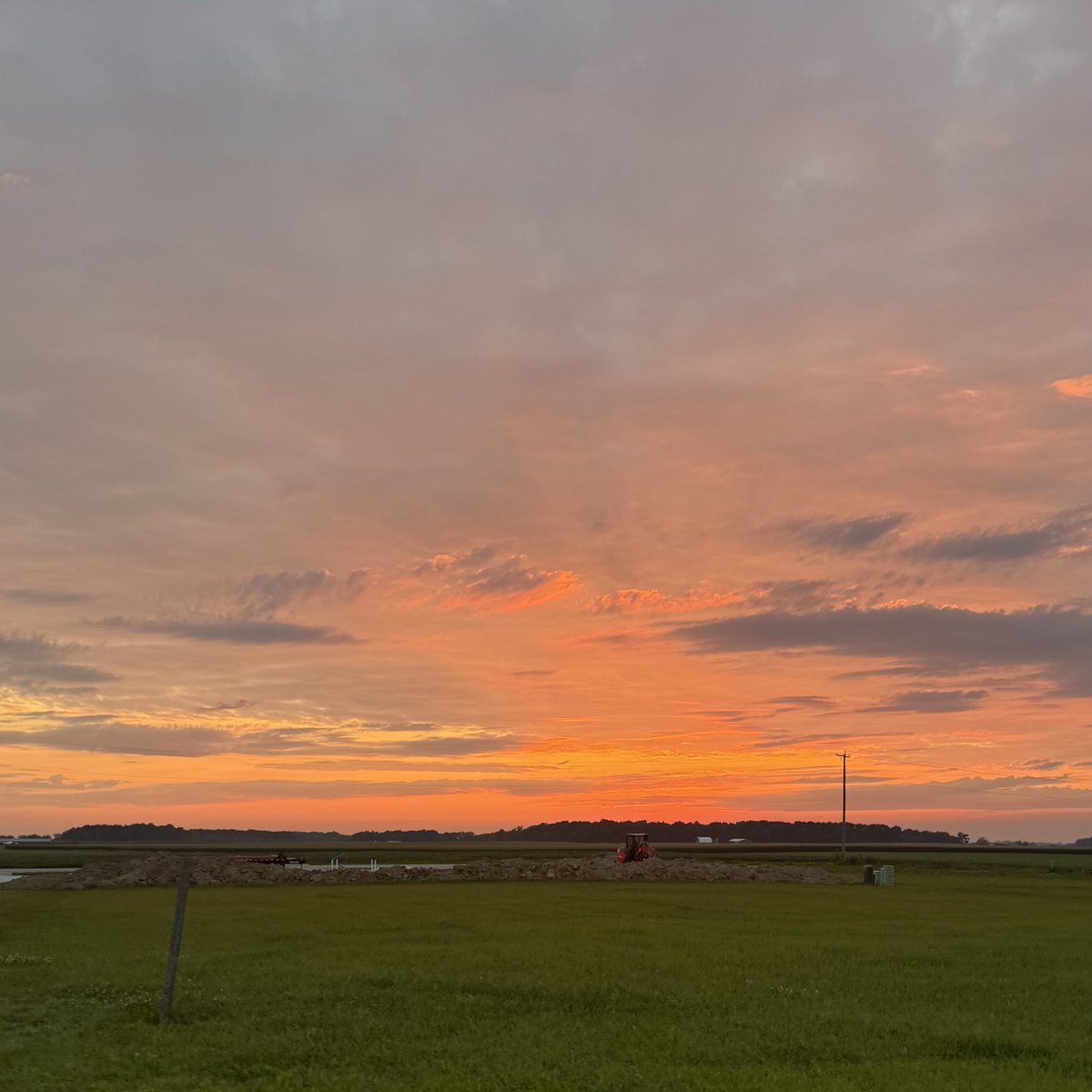 Sucker for Sunsets 😍