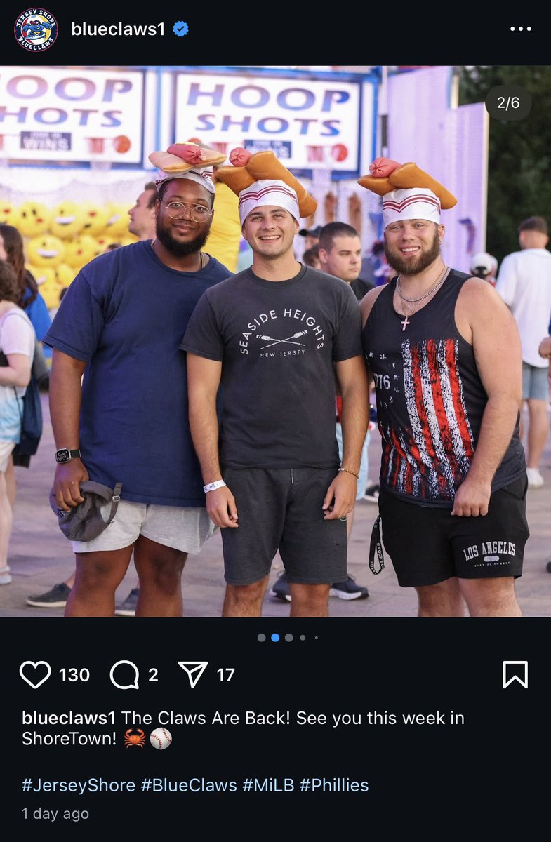 Is this the butterfly effect of wearing a hotdog hat to #Laracon?

📷 instagram.com/p/DM8aoHOuaup/…
