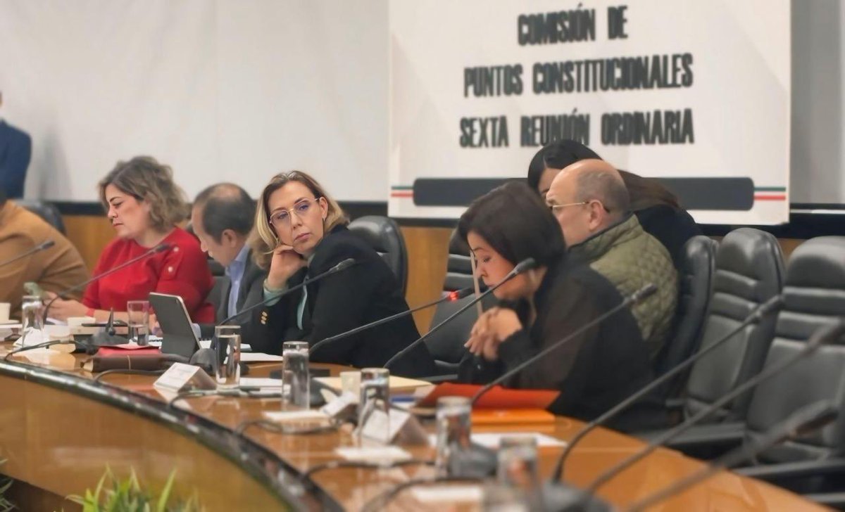 Respaldo la estrategia de seguridad del gobierno federal que pone énfasis en áreas de prevención, atención, denuncia e investigación. Desde el legislativo trabajamos y daremos nuestros votos para que se termine el delito de la #Extorsion.