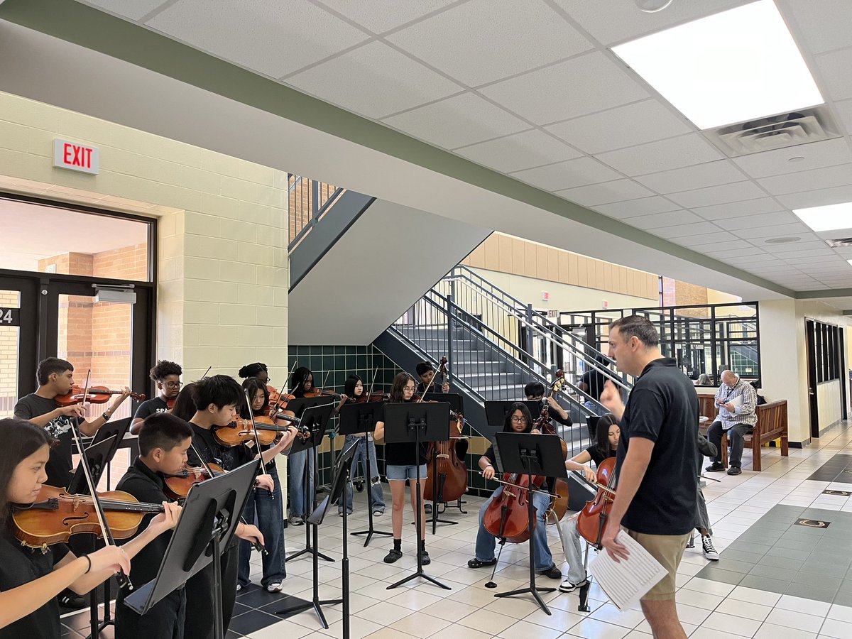Crockett Middle School (@dcmsmavericks) on Twitter photo Our amazing orchestra students, under the leadership of Mr. Hairston & Mr. Adams, welcoming DCMS staff to their 1st day of PD with the beautiful sounds of music🎶🎼🎵. Thanks a bunch Mavs☺️. <a href="/DCMSMavericks/">Crockett Middle School</a> Our amazing orchestra students, under the leadership of Mr. Hairston & Mr. Adams, welcoming DCMS staff to their 1st day of PD with the beautiful sounds of music🎶🎼🎵. Thanks a bunch Mavs☺️. <a href="/DCMSMavericks/">Crockett Middle School</a>