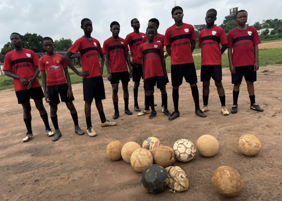 Hey Guys , 

I have an opportunity through my nonprofit “The SD Project” for whoever wants to donate towards sending these young athletes in Nigeria much needed soccer shoes and soccer balls. I’ve worked with them before, great people. 

Shoot me a message if you’re interested