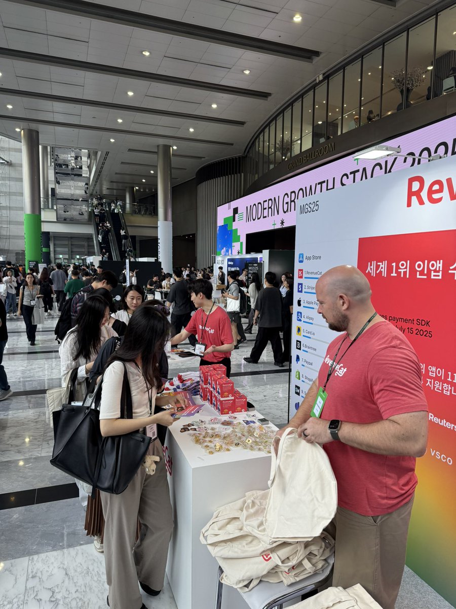 Jaewoong Eum (@github_skydoves) on Twitter photo I really enjoyed attending the MGS Conference in South Korea, a marketing & growth conference. It was a great experience connecting with people outside my usual industry.
It was also a great opportunity to spread the word about <a href="/RevenueCat/">RevenueCat</a> in Korea. I really enjoyed attending the MGS Conference in South Korea, a marketing & growth conference. It was a great experience connecting with people outside my usual industry.
It was also a great opportunity to spread the word about <a href="/RevenueCat/">RevenueCat</a> in Korea.