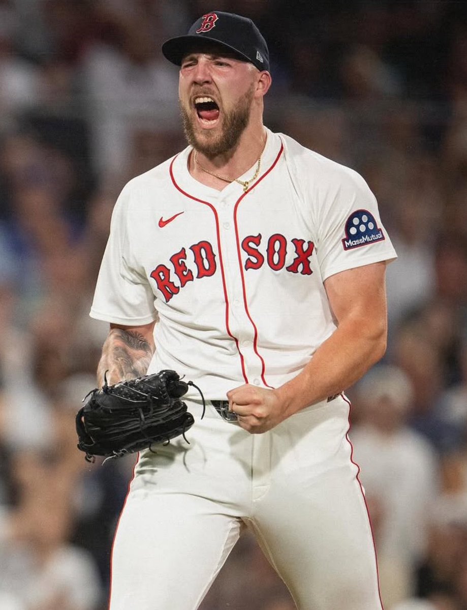 This team!!! Just takes care of business every single night. 7 wins in a row. Fenway Park is electric, fans can tell this team is doing something special. 13 games over .500, just enjoy the damn ride! LFGGGGG
