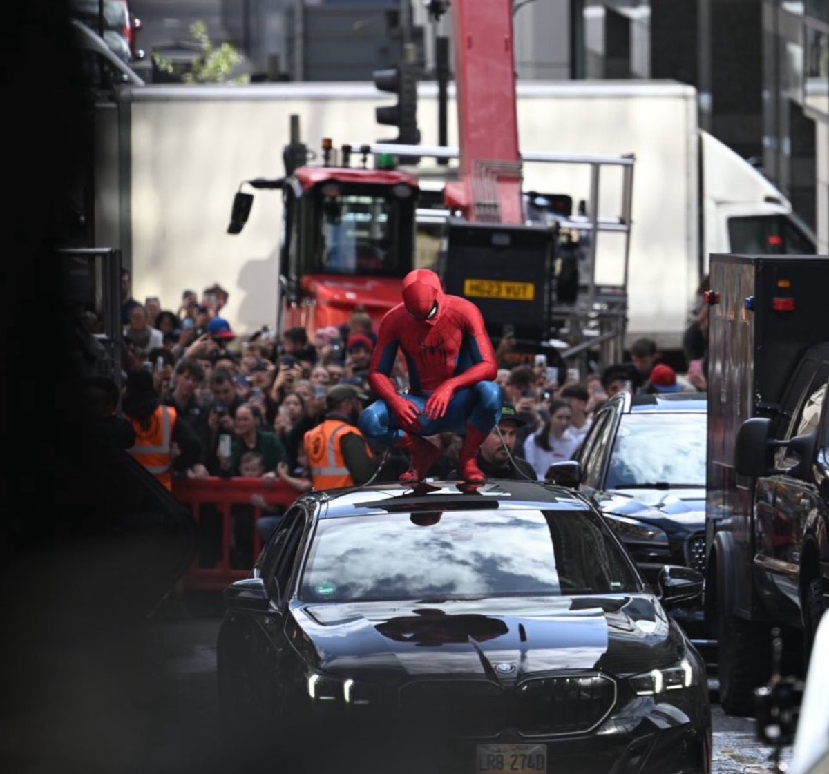 therealsupes's tweet photo. these are legit the best set photos we’ve ever gotten of tom’s spider-man &amp; it’s legit only day 4 of filming… https://t.co/Fg7LrTWF9I