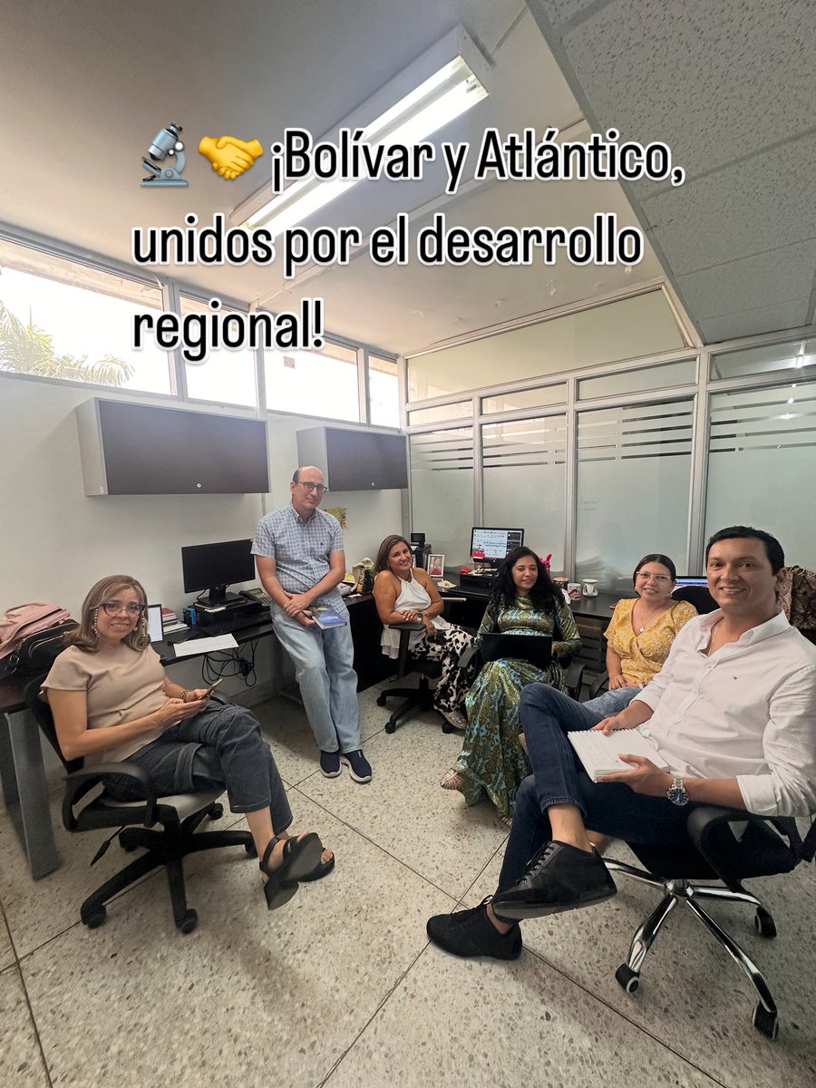 lumagoca's tweet photo. 🔬🤝 ¡Bolívar y Atlántico, unidos por el desarrollo regional!

Desde nuestras oficinas, seguimos tejiendo alianzas para construir proyectos de impacto con enfoque en Ciencia, Tecnología e Innovación (CTeI). Hoy compartimos una jornada de trabajo valiosa entre equipos comprometido https://t.co/U5IhETnOTu