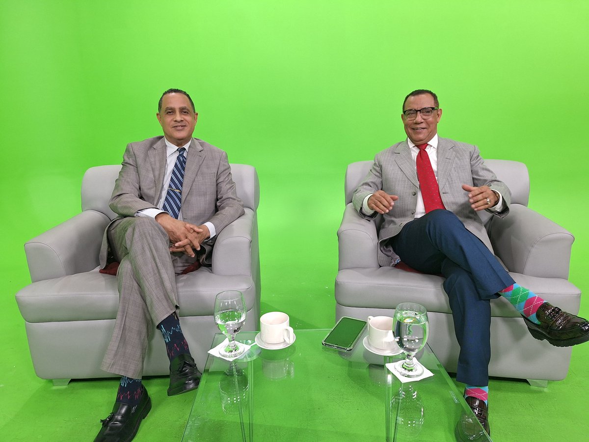 Domingo Rojas Pereyra (@drojaspereyra) on Twitter photo ➡️⚖️ 📺 Gracias Ramón Valdez Paredes, por la invitación a "Ideas Encontradas", por <a href="/CanalTRArd/">Teleradio América | Canales 20 y 42UHF</a> 12 y 45.
#CódigoPenalRD #JCE #SCJ #ConsejodelaMagistratura #CongresoNacional #PoderJudicial ➡️⚖️ 📺 Gracias Ramón Valdez Paredes, por la invitación a "Ideas Encontradas", por <a href="/CanalTRArd/">Teleradio América | Canales 20 y 42UHF</a> 12 y 45.
#CódigoPenalRD #JCE #SCJ #ConsejodelaMagistratura #CongresoNacional #PoderJudicial