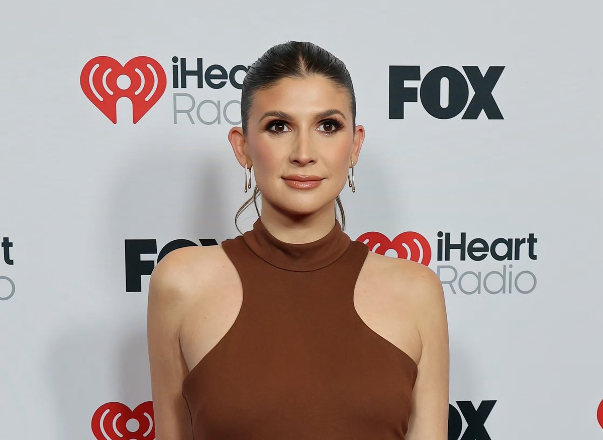 Janet is f—king relentless when it comes to Danny and Nia. WHAT. IS. JANET. HIDING? Why don’t we know more about her and Jason??? #TheValley