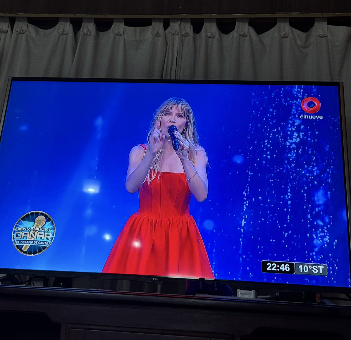 Luciano Lugo (@luciano434) on Twitter photo La mejor conductora de la tele. El carisma traspasa la pantalla <a href="/laufer4/">Laurita Fernández</a> #BienvenidosAGanar La mejor conductora de la tele. El carisma traspasa la pantalla <a href="/laufer4/">Laurita Fernández</a> #BienvenidosAGanar