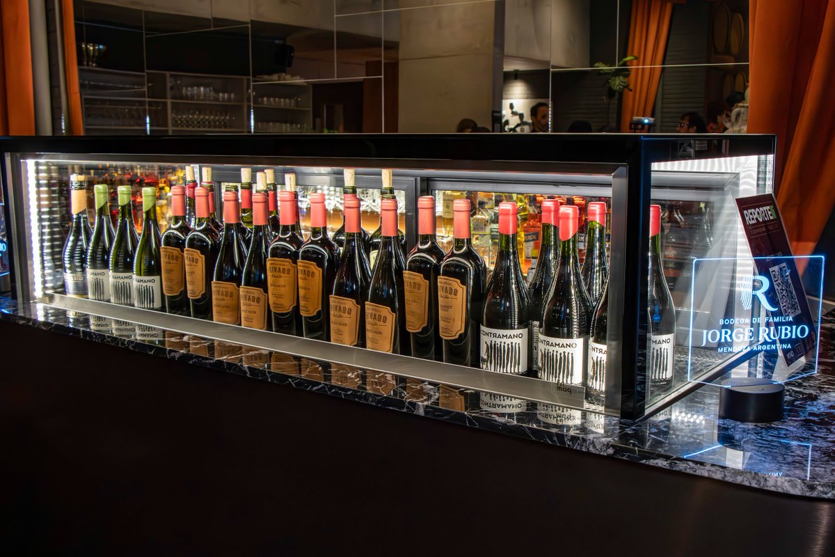 Vocación x Periodismo (@vocacionxperiod) on Twitter photo ✅<a href="/FabriPortelli/">Fabricio Portelli</a> lanzó su reporte nacional con descripciones y puntajes de más de 750 etiquetas de vino.
📌Los amantes del vino y la industria vitivinícola en general ya pueden descargas gratis la nueva edición del REPORTELLI de los Vinos Argentinos 2025 fabricioportelli.com/Reportelli2025… ✅<a href="/FabriPortelli/">Fabricio Portelli</a> lanzó su reporte nacional con descripciones y puntajes de más de 750 etiquetas de vino.
📌Los amantes del vino y la industria vitivinícola en general ya pueden descargas gratis la nueva edición del REPORTELLI de los Vinos Argentinos 2025 fabricioportelli.com/Reportelli2025…
