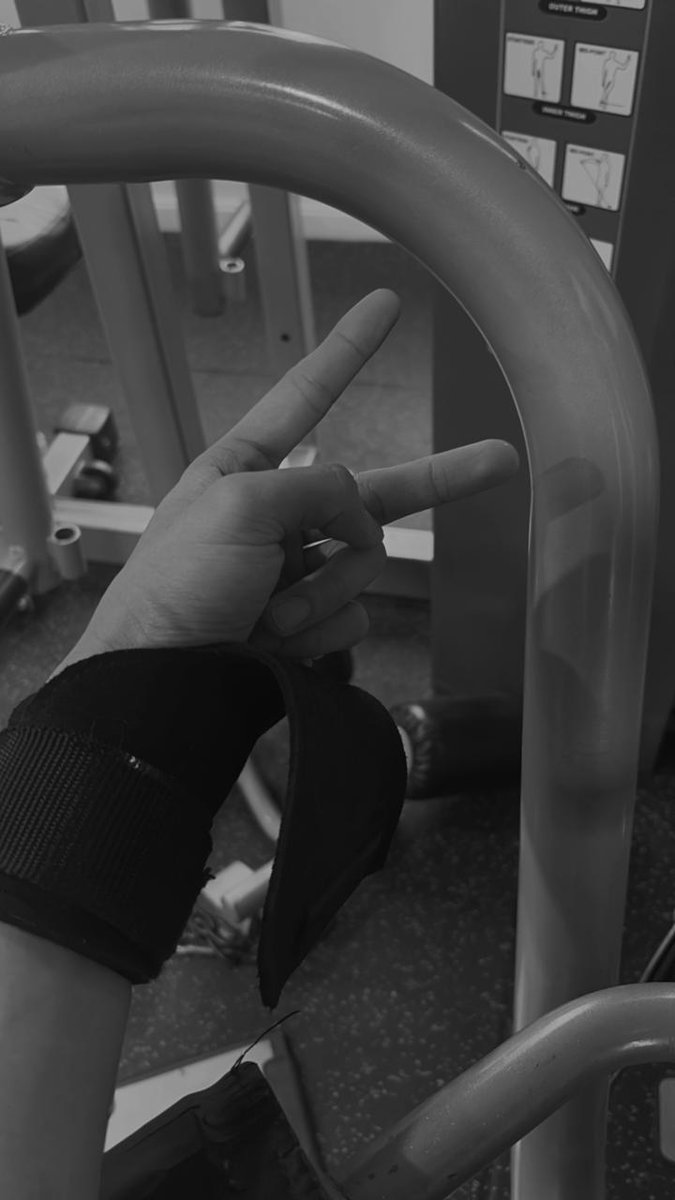 💪🌤🖤✨

𝗜𝗚 𝗯𝗿𝗼𝗮𝗱𝗰𝗮𝘀𝘁 𝗰𝗵𝗮𝗻𝗻𝗲𝗹 𝗺𝗲𝘀𝘀𝗮𝗴𝗲 : 𝗸𝗿𝗽𝘁𝘁_
📍 : 𝟲.𝟬𝟴.𝟮𝟬𝟮𝟱

˗ˏˋ ꒰ #TutorKrp ♡ #MyPlaneTT꒱ ˎˊ˗