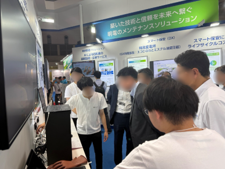 PG_tech_info's tweet photo. プラントメンテナンスショー3日間参加しました！🎊
今回、明電エンジニアリングとPlayGroundで研究開発中の「電気の視える化」について出展させていただきました！
参加してくれた学生さん、お疲れ様です！

今回の展示会ではIT業界でなく、工場や発電所などといったインフラ設備の企業とお話する貴重な機会となりました！

難しい部分にも学生４名でチャレンジしていて素晴らしかったです！

PlayGroundではこういった自分たちの成果物を実際に企業の皆様に発表するチャンスがあり、学生のうちにはなかなかできない経験が積めます！

気になる方は加入説明会にご参加ください！😊
https://t.co/u9FMF1eKAo