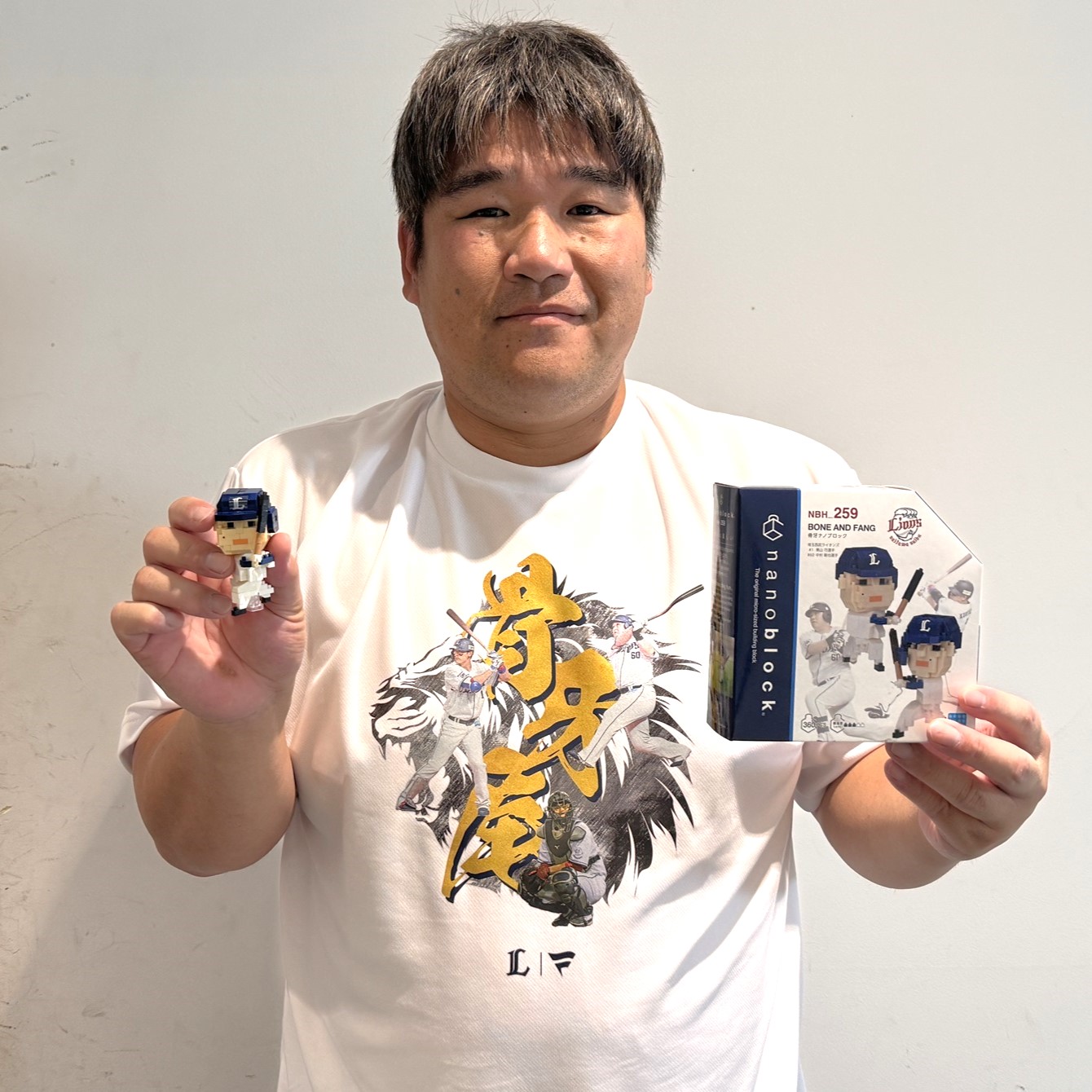 埼玉西武ライオンズ LIONS KEBOZ 骨牙 栗山巧 中村剛也 Tシャツ M 埼玉西武ライオンズ LIONS KEBOZ 骨牙 栗山巧 中村剛也 Tシャツ