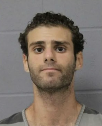 _AustinAdvocate's tweet image. New @UTAustin President @JimDavis_UT must have serious pull with @JosePGarza to keep this man that terrorized UT in jail for 4 months.

After being incompetent to stand trial, he remains held on 23 charges ($250,000 bond).

Note to criminals in Austin, don't mess with UT Campus.