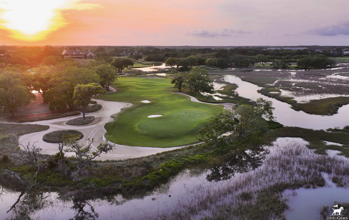 The lovely Cassique, one of two courses that are a part of the Kiawah Island Club, was the very first course designed by Tom Watson.

Watson, a five-time British Open champion and obvious fan of links golf, designed Cassique as a sort of lowcountry links, and the result is