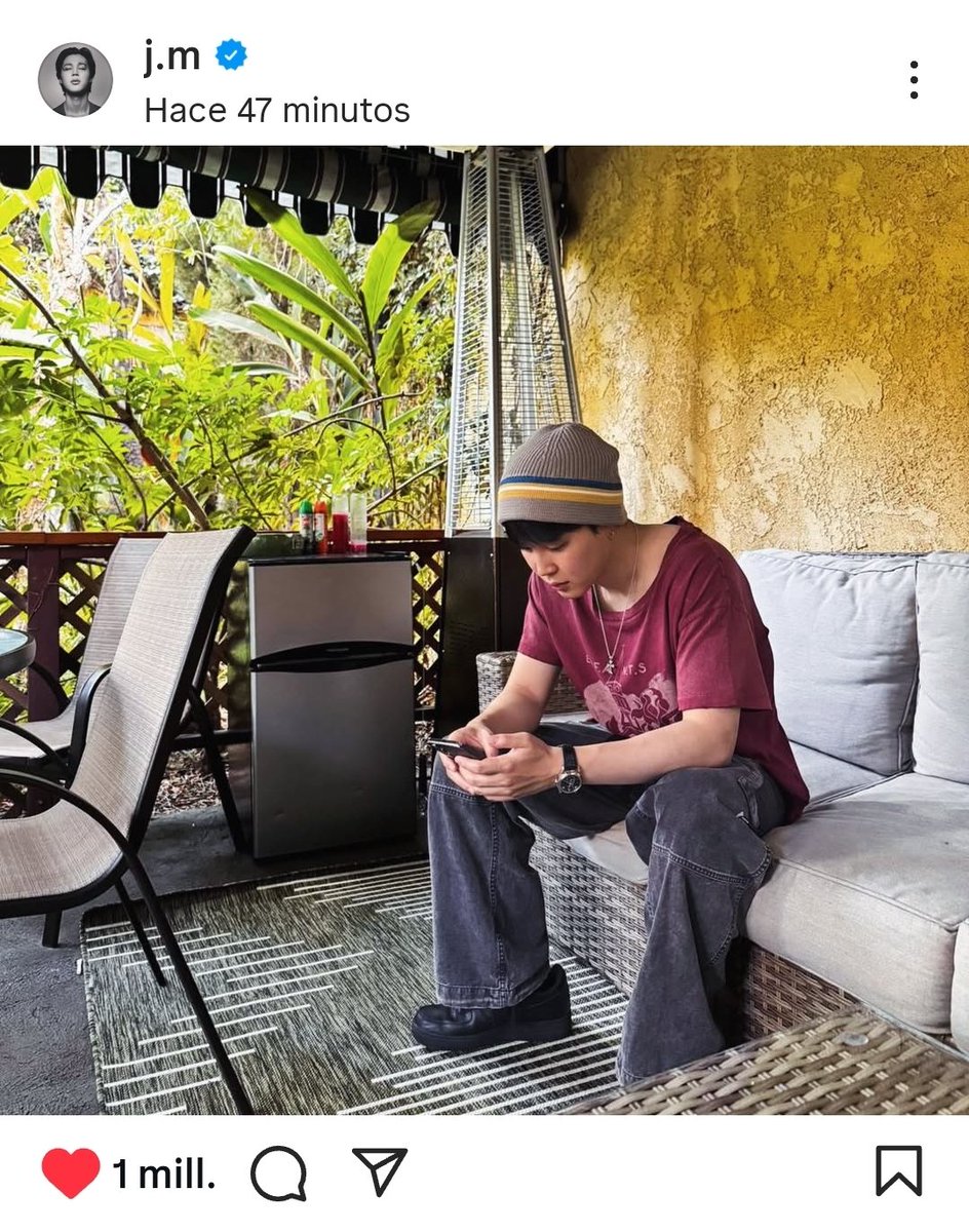 Demos amor a la publicación de Jimin en IG
instagram.com/p/DM_qK3kpfrX/…