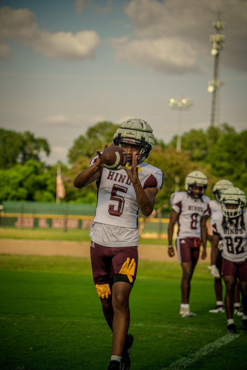 Feels good to be back! 🦅 <a href="/Coach_OC14/">Omarr Conner</a> <a href="/CoachJones2010/">CJ</a> <a href="/CoachT_Pope/">Terrance Pope</a> <a href="/JevonMcDonald2/">Jevon McDonald ✞</a>