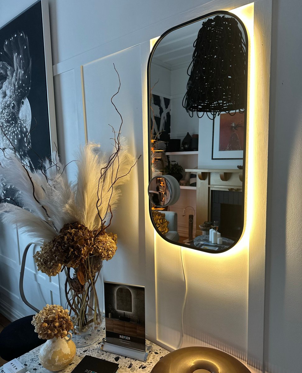 RemerMirror's tweet photo. Last week we joined forces with our friends at @reecebathrooms_nz to host an intimate event at the beautiful @rare_birds_interiors in Auckland. It was a night to celebrate design, connection, and the incredible community behind our New Zealand range. https://t.co/4sqNx272AZ