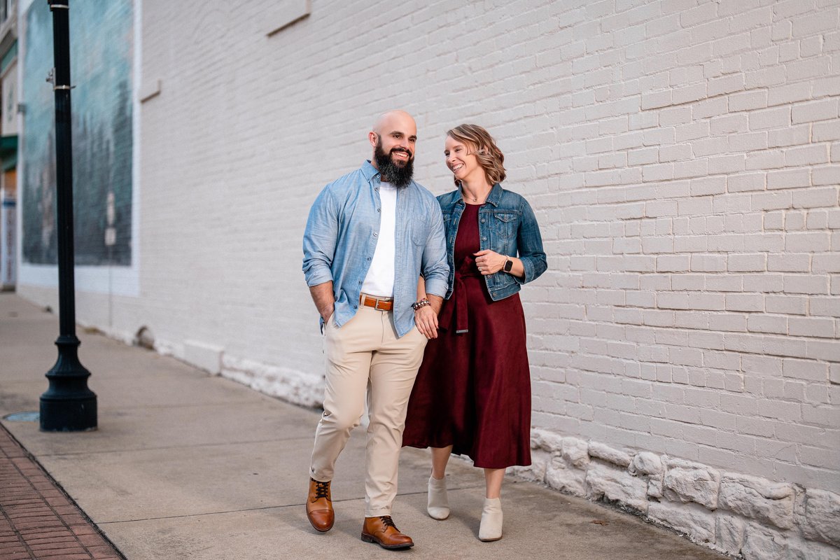 Joshnegron's tweet image. A top predictor of divorce? 💔 The Kitchen Sink.
When arguments shift from the main issue to everything &amp;amp; old stuff gets thrown in 🧽🚰.
Fight fair, don’t stockpile ammo.
Do you have rules to keep past issues out? 👇

#OptimizeYourLife #Relationships #Marriage #ConflictResolution