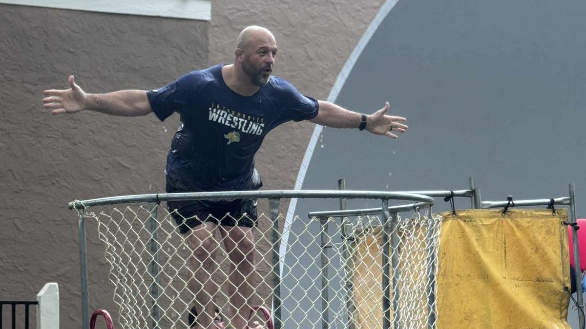 GoJacksWrestle's tweet photo. Supporting the community one dunk at a time. Thanks for taking the plunge, @damion_hahn! #NationalNightOut https://t.co/qHHO75XzT2