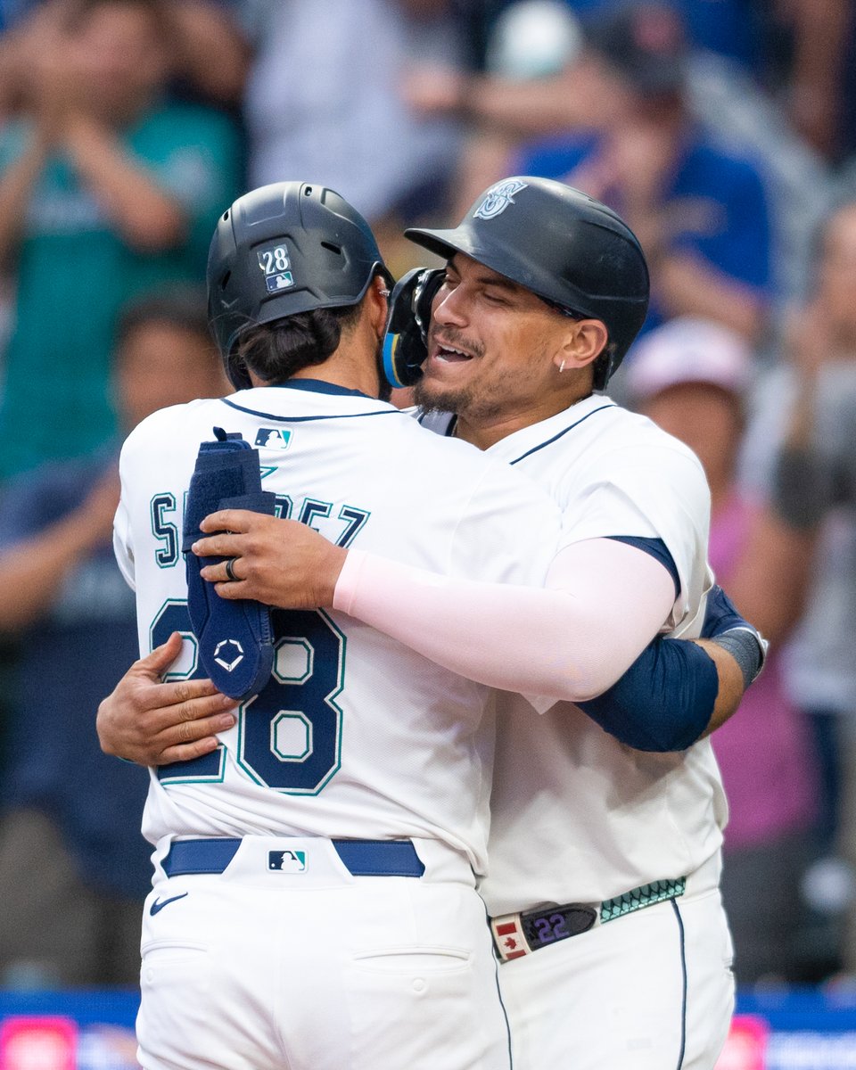 Things that make us smile ⬇️