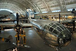 Giusepp34637041's tweet photo. #被爆終戦80年 #Hiroshima #Hiroshima80 #HiroshimaDay  #hiroshimaanniversary #VentagliDiParole "Mio Dio, cosa abbiamo fatto?" Cit Robert A. Lewis copilota del bombardiere Enola Gay #6agosto 1945  <foto/cit> https://t.co/Y3b8Nis8p1