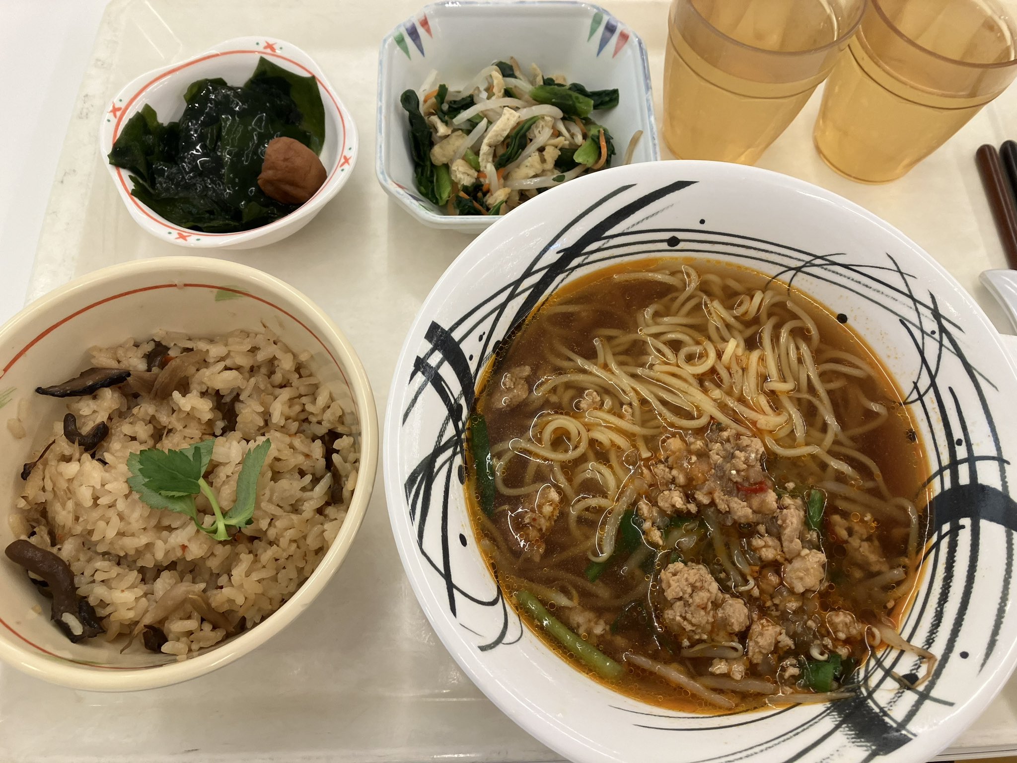 ラーメン 麺類大好き 983 サッポロ一番博多純情らーめんShinShin監修