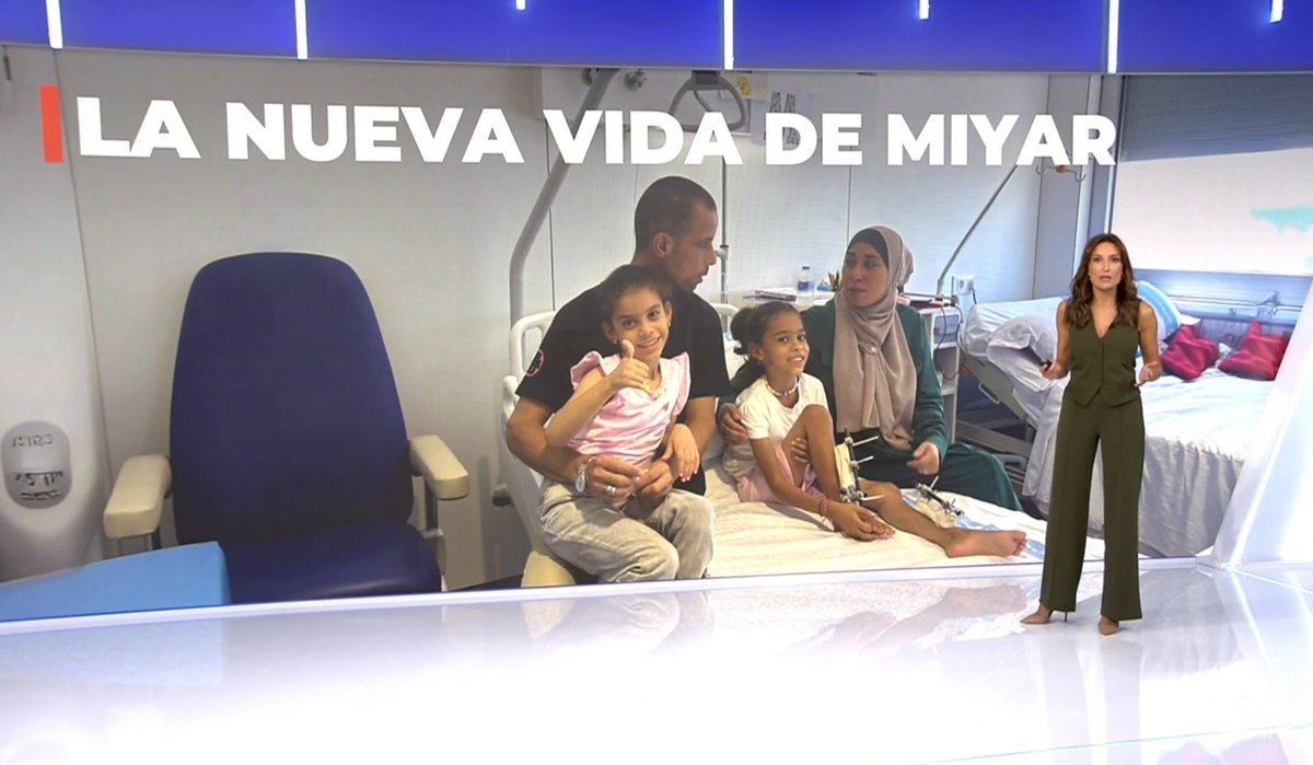 Alba González Aumatell, pediatra de la Unitat d'Hospitalització, explica com atenem la Miyar, una de les infants palestines arribades a Catalunya per rebre atenció sanitària