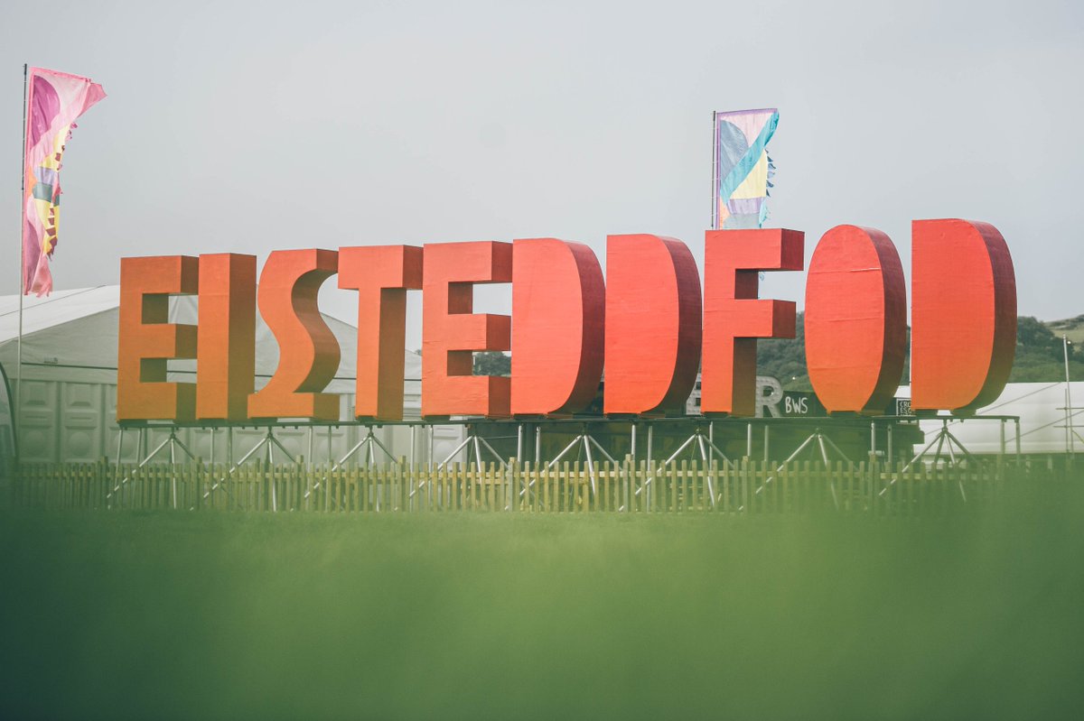 To all of you who are at this year's Eisteddfod in Wrexham, we hope you are having an amazing time!

I chi gyd sydd yn yr Eisteddfod yn Wrecsam eleni, gobeithio eich bod chi'n cael amser ardderchog!