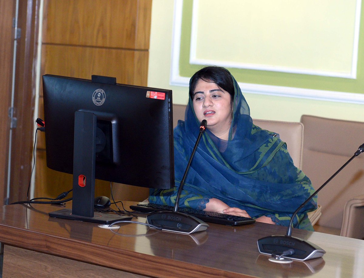 UAJK_Official's tweet photo. @UAJK_Official conducted its 110th #BASR meeting today. Chaired by Vice-Chancellor @nasirjkhattak, the meeting focused on improving graduate research standards and academic processes. Scholars from various departments presented their research synopses during the session. https://t.co/jNrw4mzHba