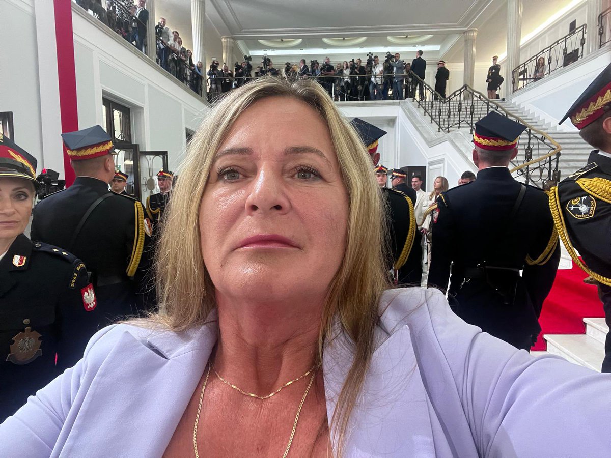 Już za chwilę zaprzysiężenie <a href="/NawrockiKn/">Karol Nawrocki</a> 🇵🇱