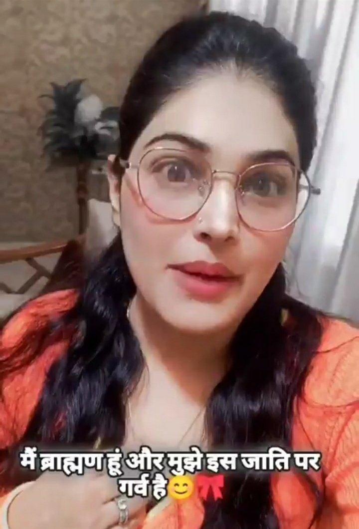 होना भी चाहिए, आसान थोड़े ही है मुँह से पैदा होना।