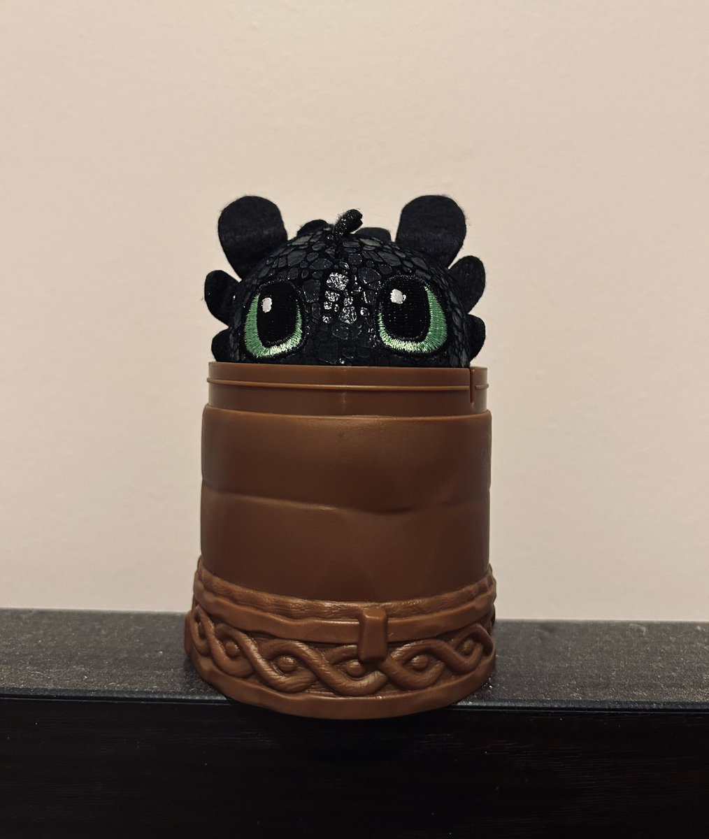 Its_Valsinator's tweet photo. Pig barrel 🐷🛢️
Inspired by this Toothless plush

#technobladefanart #technofanart https://t.co/d7iqB7iqSV