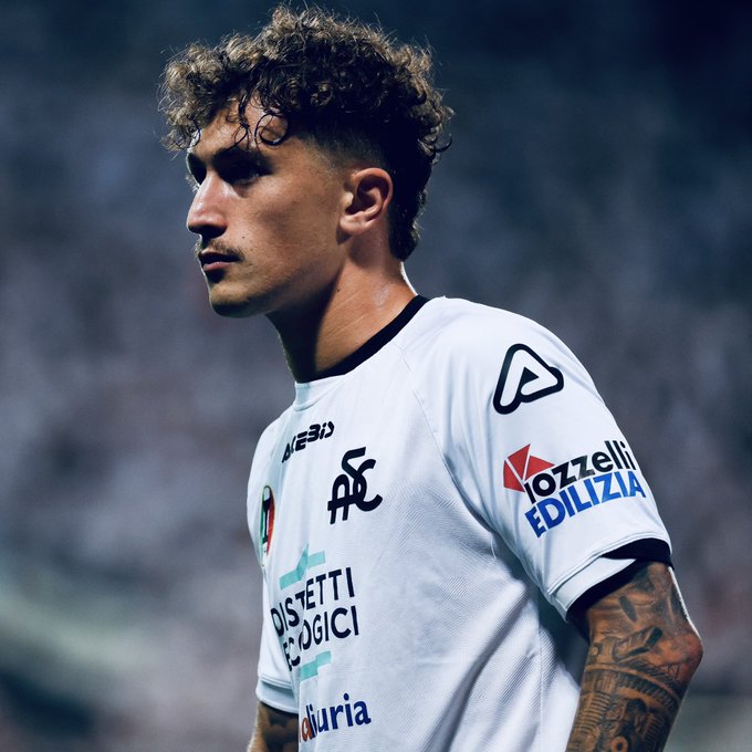 🚨 | Spezia Sportif Direktörü Stefano Melissano: "Salvatore Esposito için sadece Beşiktaş'tan teklif geldi ama ne kulüple ne oyuncuyla anlaşma sağlanamadı."