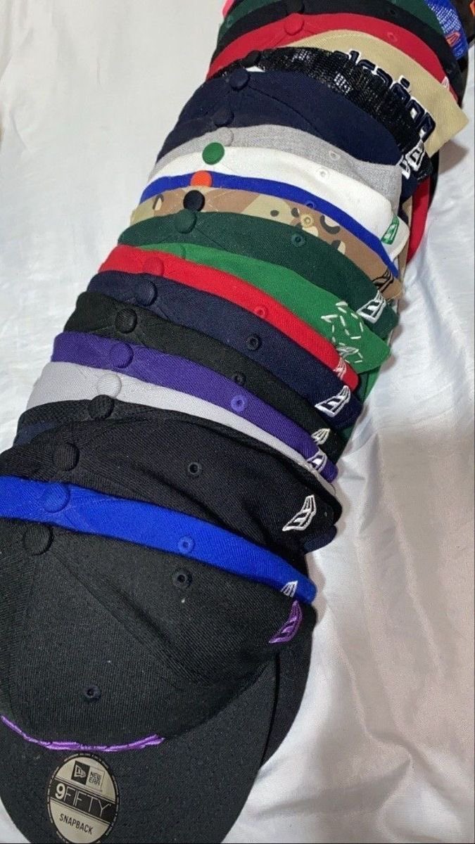 AY_K3nnedy's tweet photo. FITTED Caps!!
#OnlyCaps 🧢🔥 https://t.co/5e8KxL10jq
