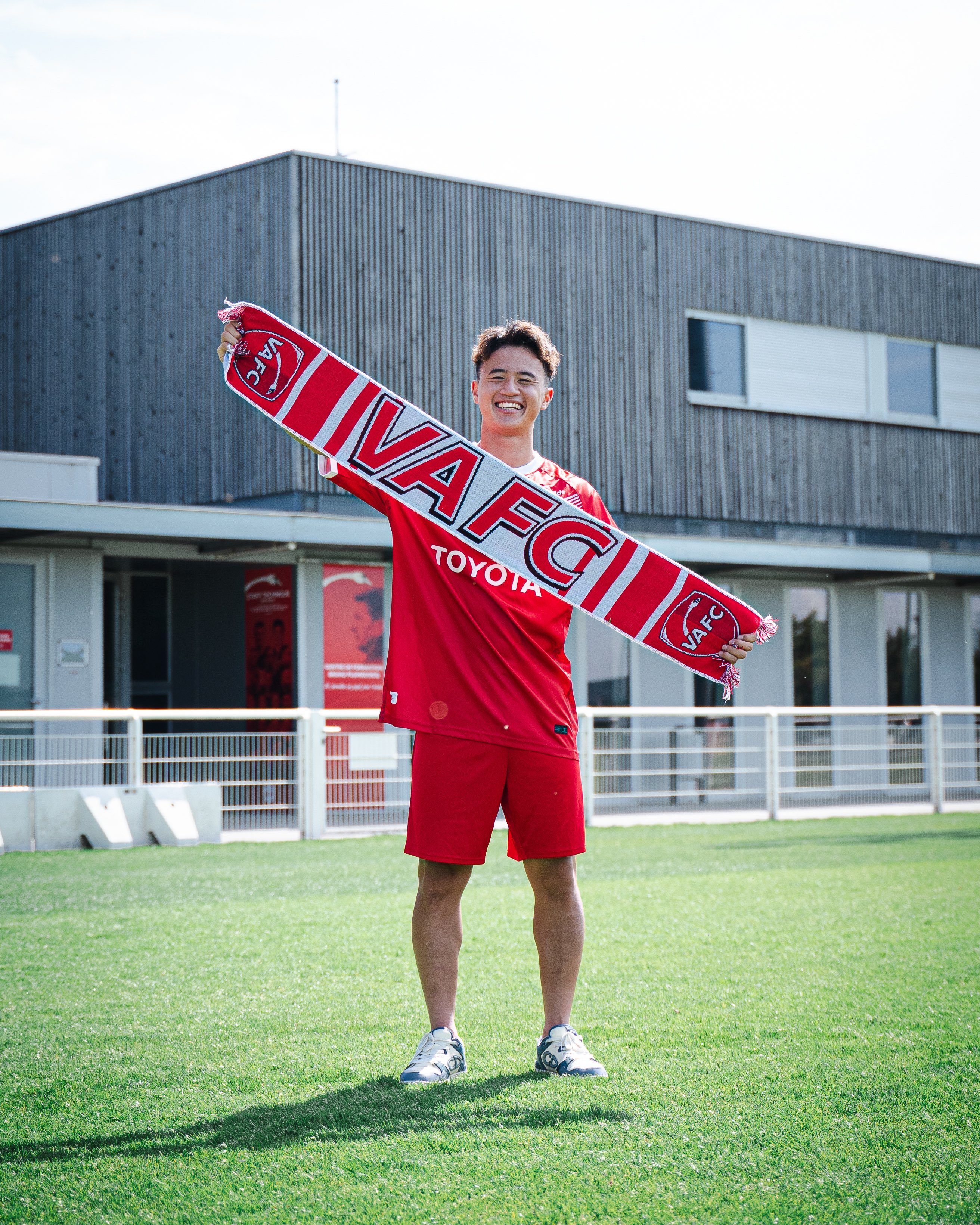 UHLSPORT ヴァランシエンヌ 14/15 ユニフォーム 長袖 高岡伶颯 M UHLSPORT ヴァランシエンヌ 14/15 ユニフォーム 長袖 M 高岡伶颯