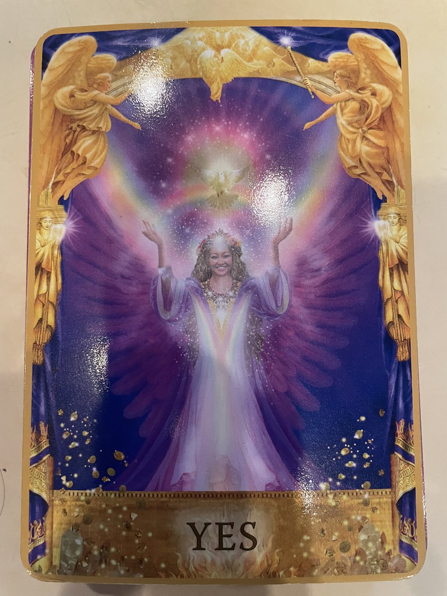 4480YAMADA's tweet image. 明日のカード

今(今日)あなたが出した答えのままに過ごすと良いと言うカードです
若しかしたら逡巡されていたのかもしれませんが、自信を持って進んで行くと良きなのではと思います😊

明日もあなたにとってキラキラニコニコな1日となります様に😊

#オラクルカード 
#angelanswers