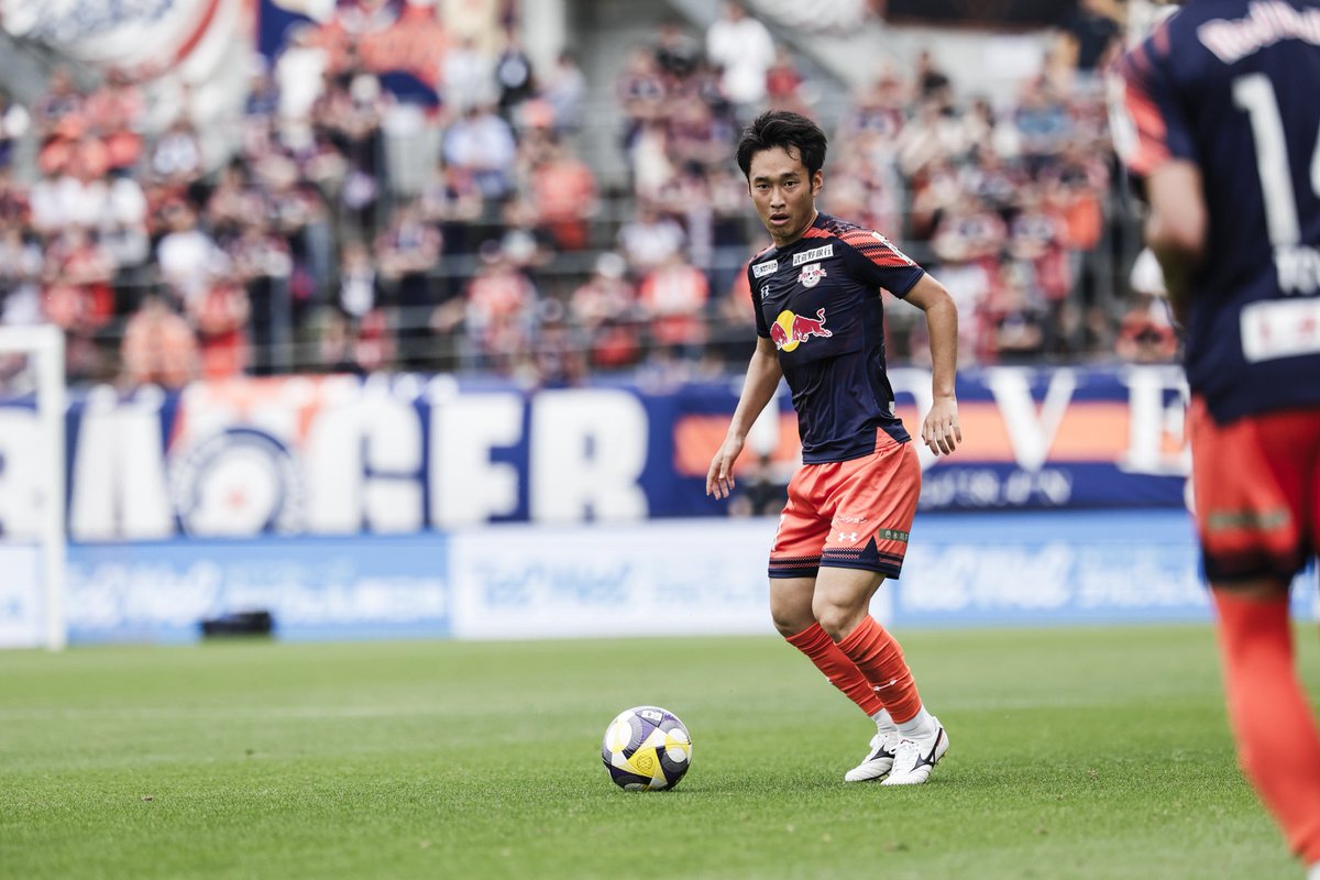 谷内田哲平　サイン入りユニフォーム HATTRICK（ハットトリック）-選手の想いをファンへ届ける公式
